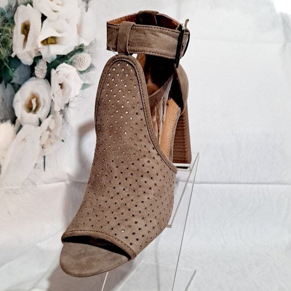 UNIVERSAL THREAD MICROSUEDE BOOTIE OPEN TOE 10 - Picture 7 of 9